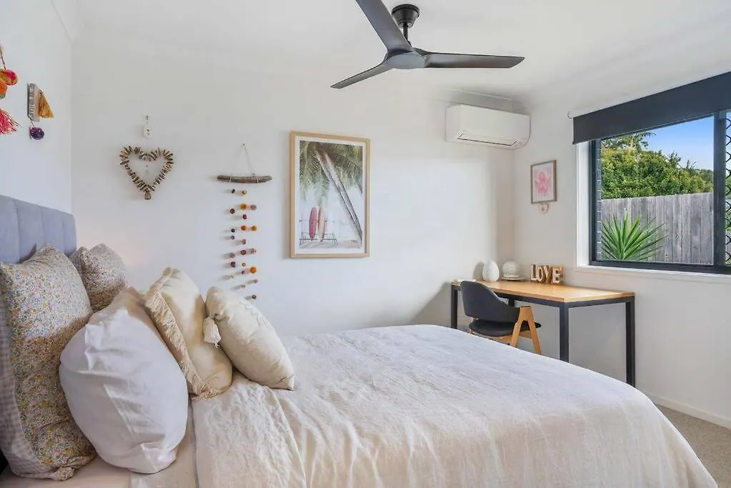 Valley Way Lennox Head Holiday home
